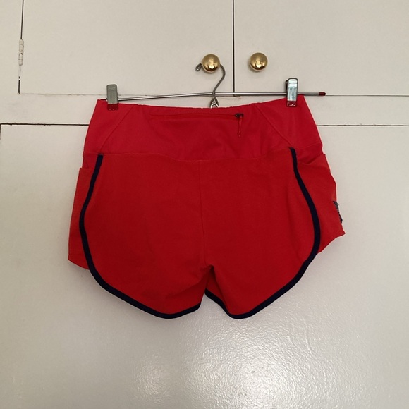 Oiselle Woman’s Running Shorts - Picture 2 of 3